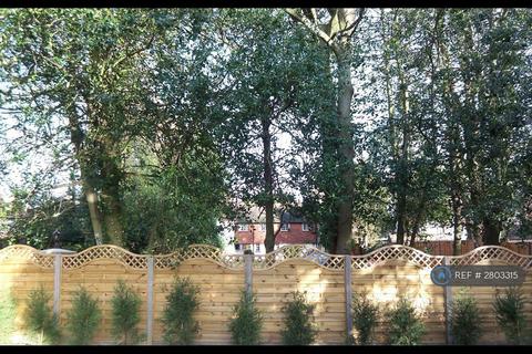 undefined, Nugents Park, Hatch End, HA5