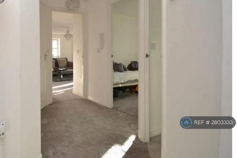 2 bedroom flat to rent, Greenwood Gardens, Nottingham, NG8