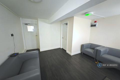 1 bedroom in a house share to rent, Magdalen Street, Colchester, CO1