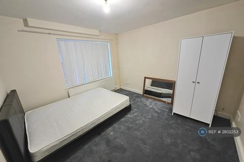 1 bedroom in a house share to rent, Magdalen Street, Colchester, CO1