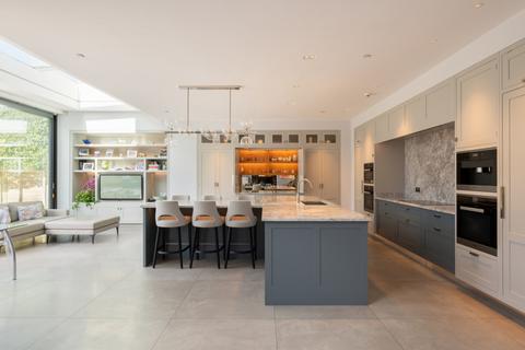 6 bedroom detached house for sale, California Lane, Herts, WD23