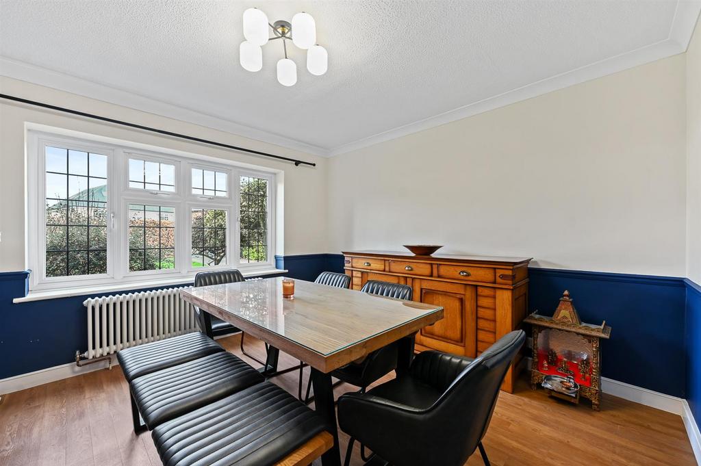 Dining Room.jpg