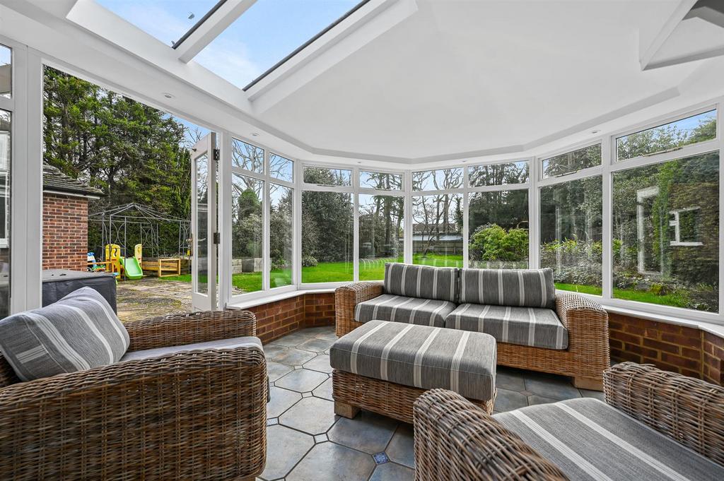 Summer Room.jpg