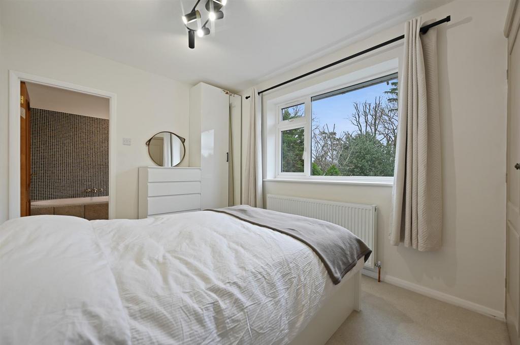 Bedroom 2.jpg