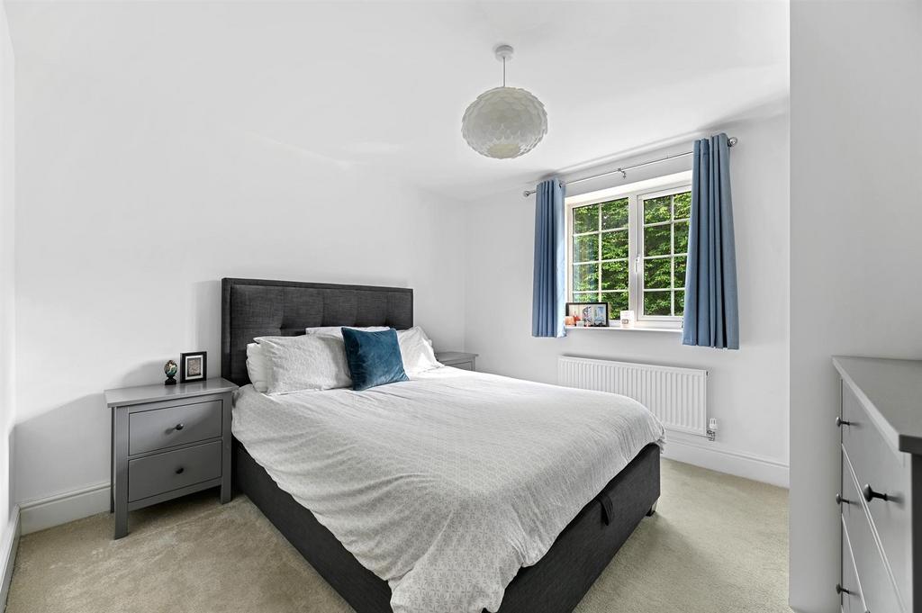 Master Bedroom.jpg