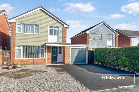 3 bedroom detached house for sale, Locksley Drive, Dorset BH22