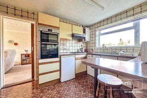 3 bedroom detached house for sale, Locksley Drive, Dorset BH22