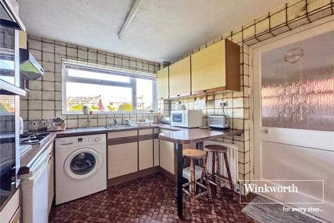 3 bedroom detached house for sale, Locksley Drive, Dorset BH22