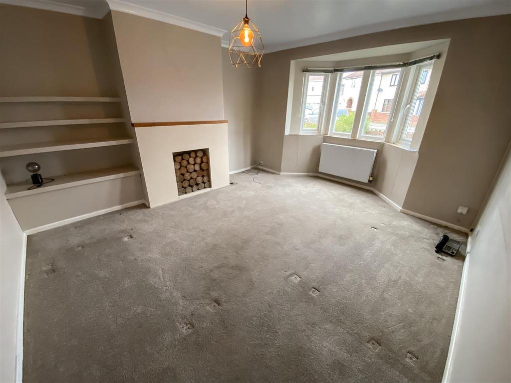 Living Room.jpg