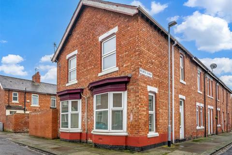 3 bedroom end of terrace house for sale, Welbeck Street, Darlington