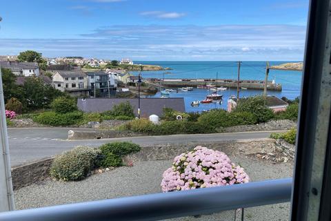 3 bedroom flat for sale, Harbour View, Cemaes Bay, Anglesey, LL67