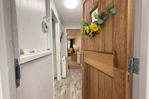 3 bedroom flat for sale, Harbour View, Cemaes Bay, Anglesey, LL67
