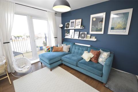 2 bedroom flat for sale, Dunne House, Rochester ME3