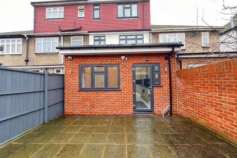 undefined, Uxbridge Road, HANWELL