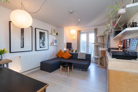 2 bedroom flat for sale, 21/8 Stanwell Street, Edinburgh, EH6 5NG