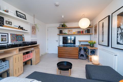 2 bedroom flat for sale, 21/8 Stanwell Street, Edinburgh, EH6 5NG