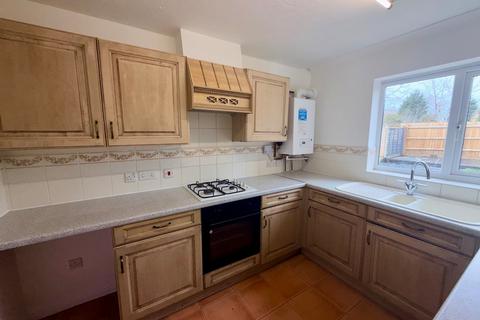 3 bedroom semi-detached house to rent, Pershore Drive, Branston, Burton-on-Trent, Staffordshire, DE14