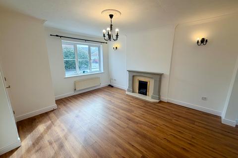 3 bedroom semi-detached house to rent, Pershore Drive, Branston, Burton-on-Trent, Staffordshire, DE14
