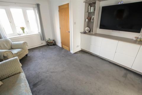 3 bedroom semi-detached house for sale, Sheraton Close, Newton Aycliffe