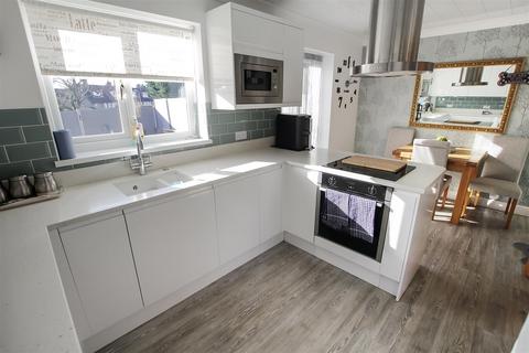 3 bedroom semi-detached house for sale, Sheraton Close, Newton Aycliffe