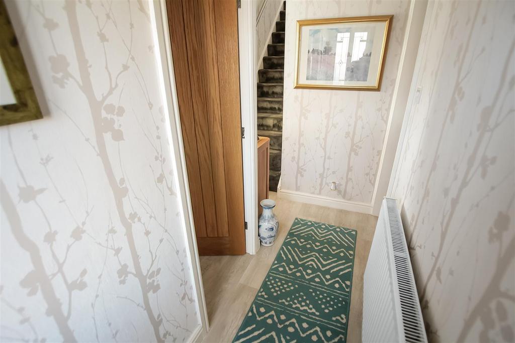 Hallway.jpg
