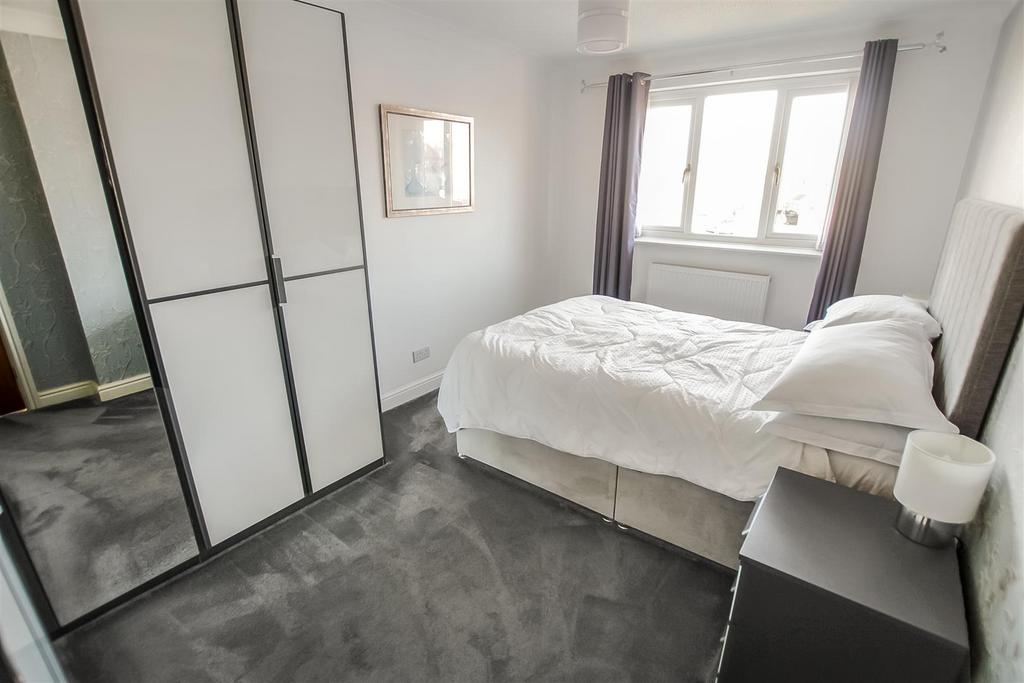 Bedroom One (1).jpg