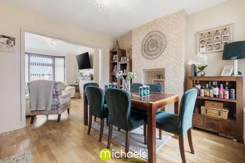 3 bedroom terraced house for sale, Ipswich Road, Colchester, CO4