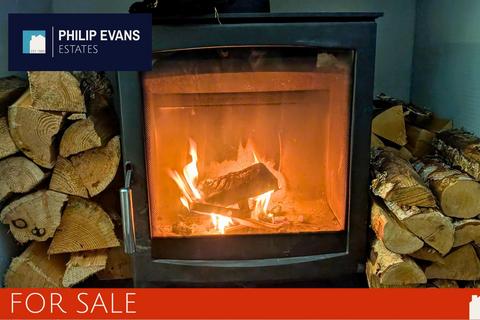 3 bedroom semi-detached house for sale, Prospect Place, Llanbadarn Fawr SY23