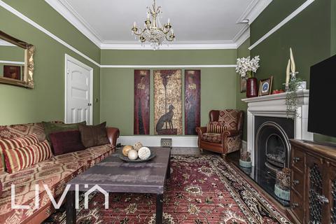 4 bedroom semi-detached house for sale, Croydon CR0