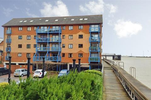 2 bedroom flat for sale, West Street, Kent DA11