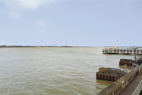 2 bedroom flat for sale, West Street, Kent DA11