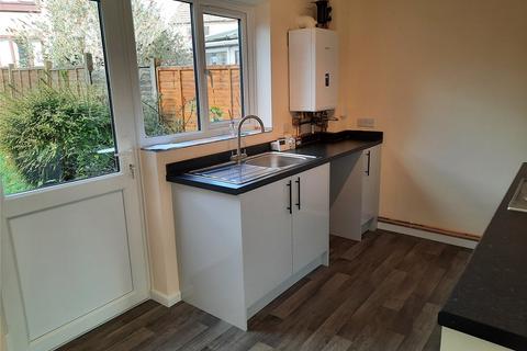 2 bedroom terraced house to rent, Derwent Way, Yeovil BA21
