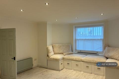 2 bedroom flat to rent, Eversfield Place, St. Leonards-On-Sea, TN37