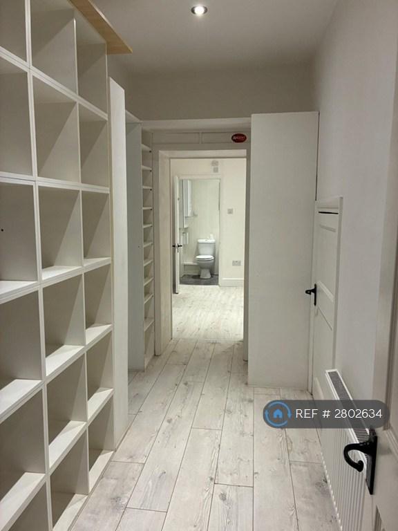 Hall - View Of Rear Hall To Bedroom 2 And Ensuite