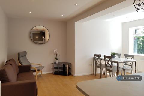 4 bedroom end of terrace house to rent, Rudhall Grove, Bristol, BS10