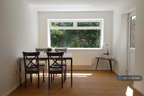 4 bedroom end of terrace house to rent, Rudhall Grove, Bristol, BS10