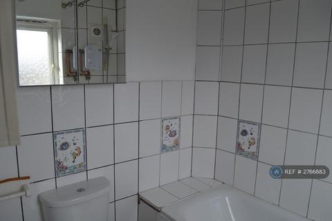 Studio to rent, Blandford Road, Beckenham, BR3