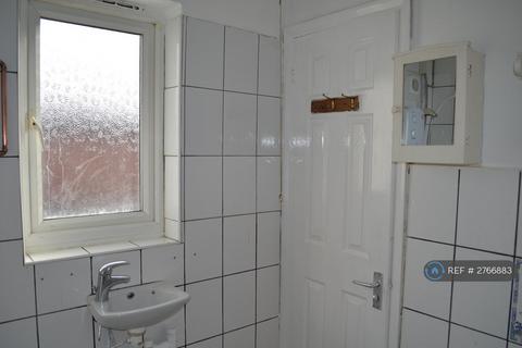 Studio to rent, Blandford Road, Beckenham, BR3