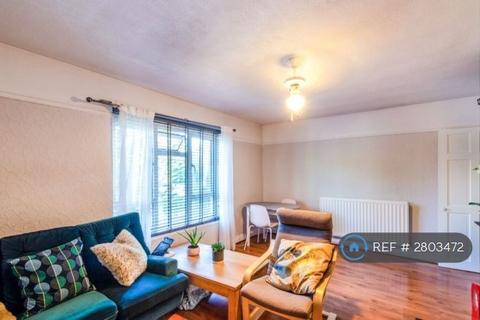3 bedroom flat to rent, Chiswick, Chiswick, W4