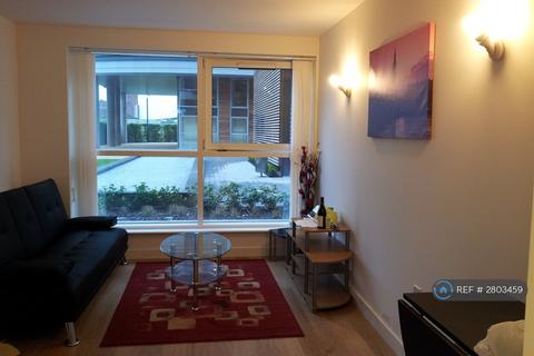 1 bedroom flat to rent, Cardinal Building, Hayes, UB3