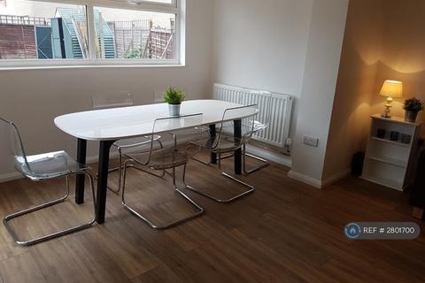 5 bedroom end of terrace house to rent, Tilling Road, Bristol, BS10