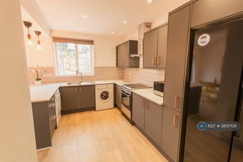 5 bedroom terraced house to rent, Southmead Road, Westbury-On-Trym, Bristol, BS10