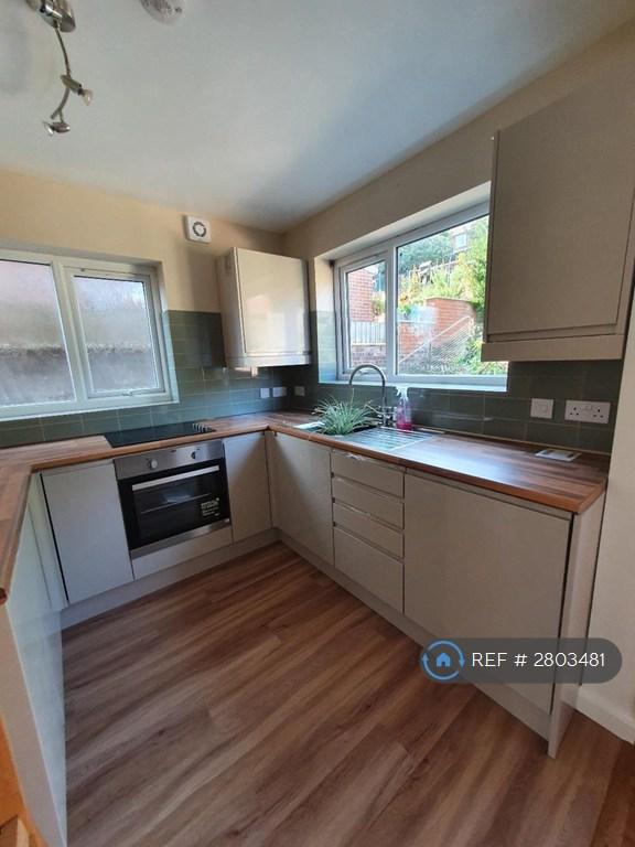 Fitted Kitchen