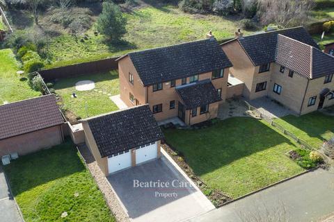 4 bedroom detached house for sale, The Poplars, Bury St. Edmunds IP28