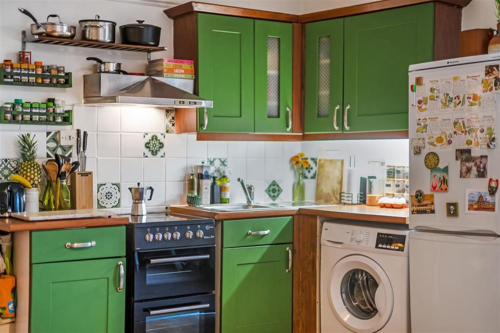 Kitchen Area.jpg