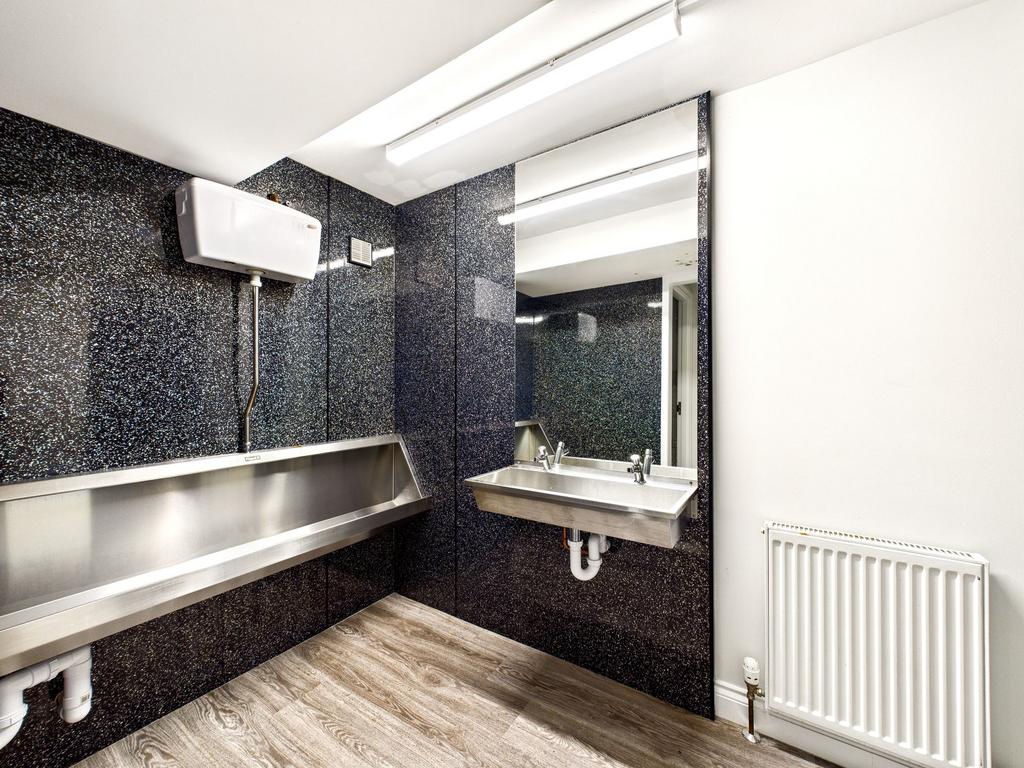 Gents Toilets