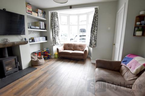 3 bedroom semi-detached house for sale, Eskdale Road, Hinckley, Leicestershire