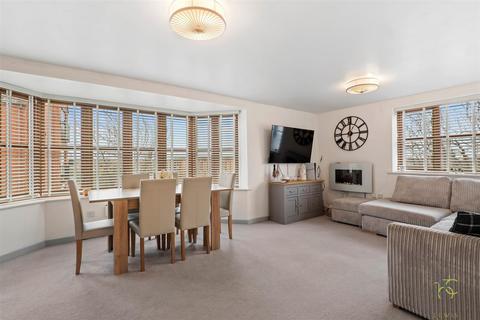 undefined, Swan Lane, Evesham WR11