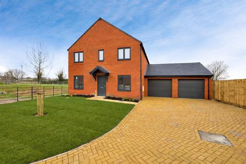 5 bedroom detached house for sale, Eastwood, Bradwell, Great Yarmouth