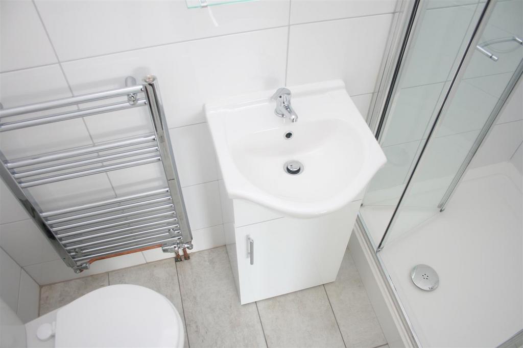 Flat 4 (4).JPG